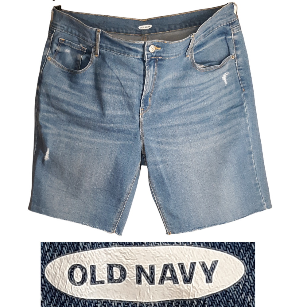 "BERMUDA MED IN || BAMBU" Shorts